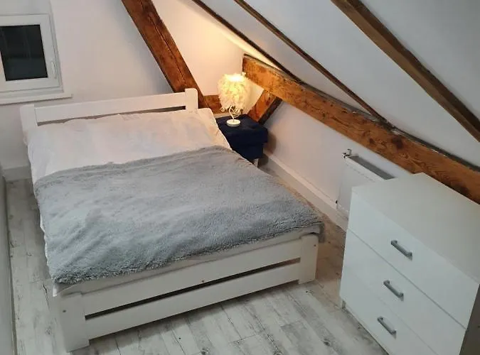 Niebianska Przystan 乌斯特卡