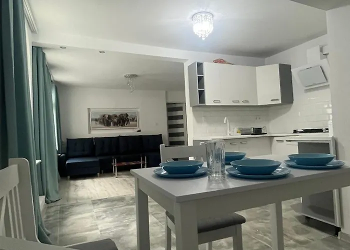 Niebianska Przystan 乌斯特卡